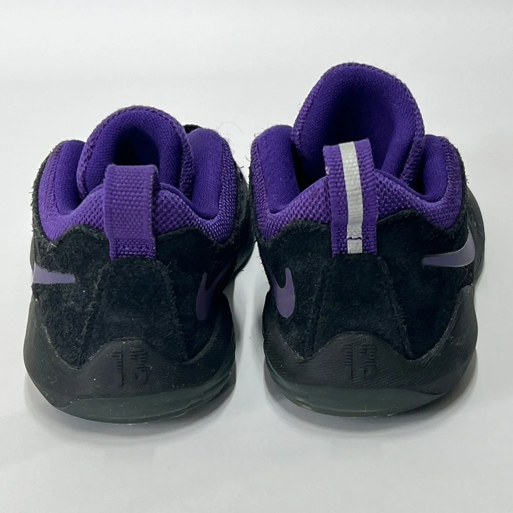 Nike excellent pet